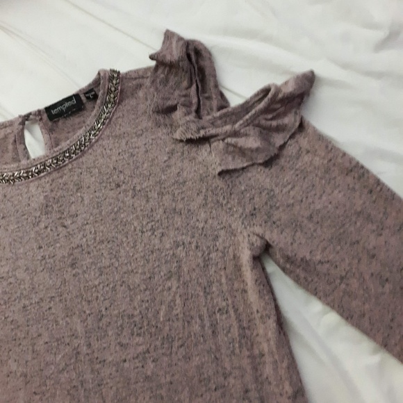 Open shoulder sweater - Picture 3 of 4